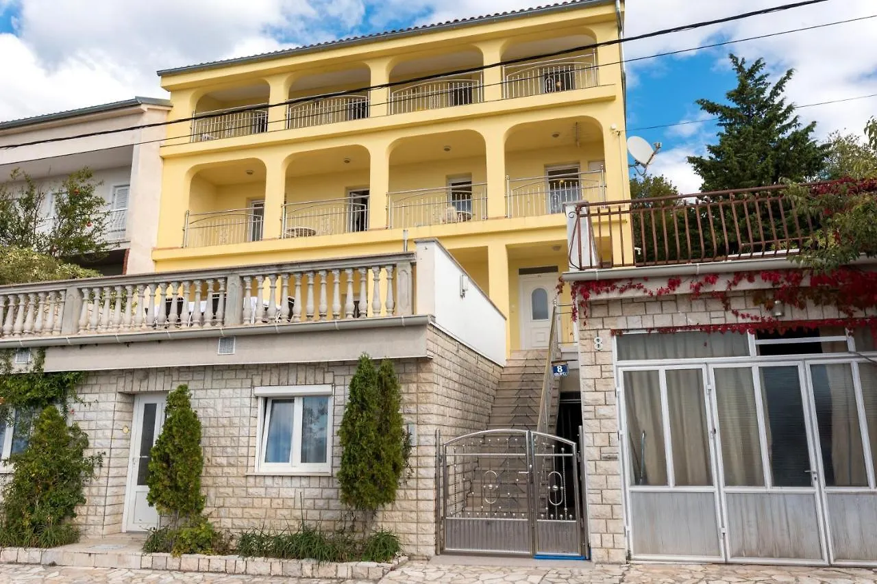 Apartments With A Parking Space Dramalj, Crikvenica - 5592