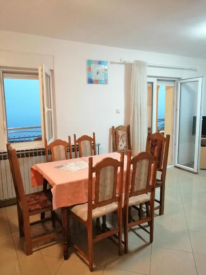 Apartments With A Parking Space Dramalj, Crikvenica - 5592  Dramalj
